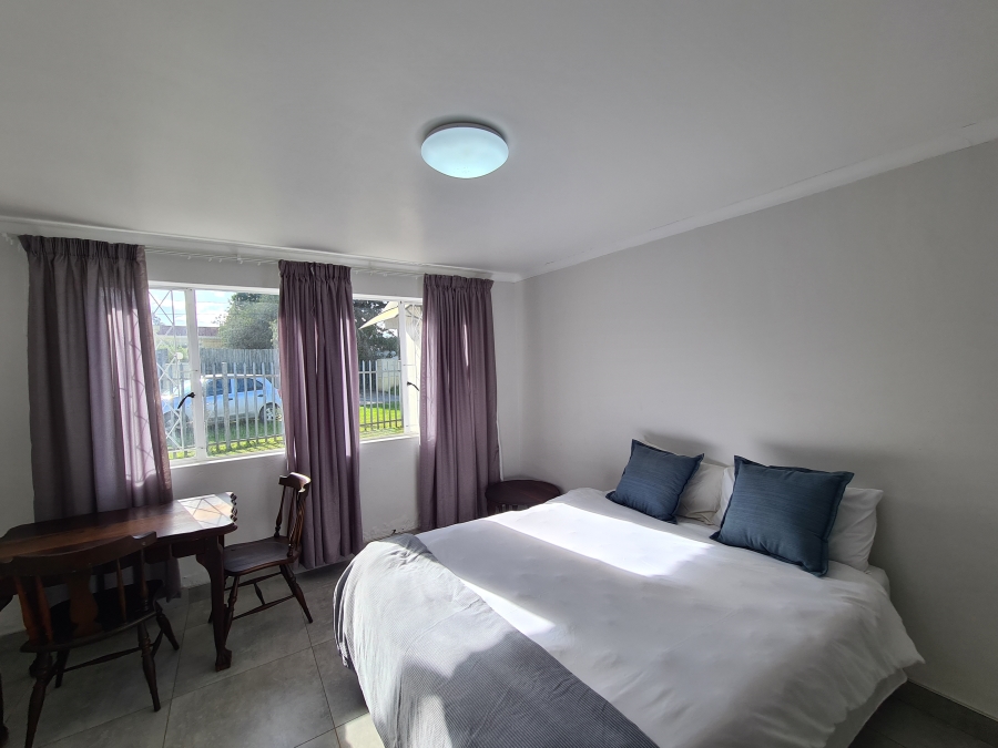 To Let 4 Bedroom Property for Rent in Port Alfred Eastern Cape